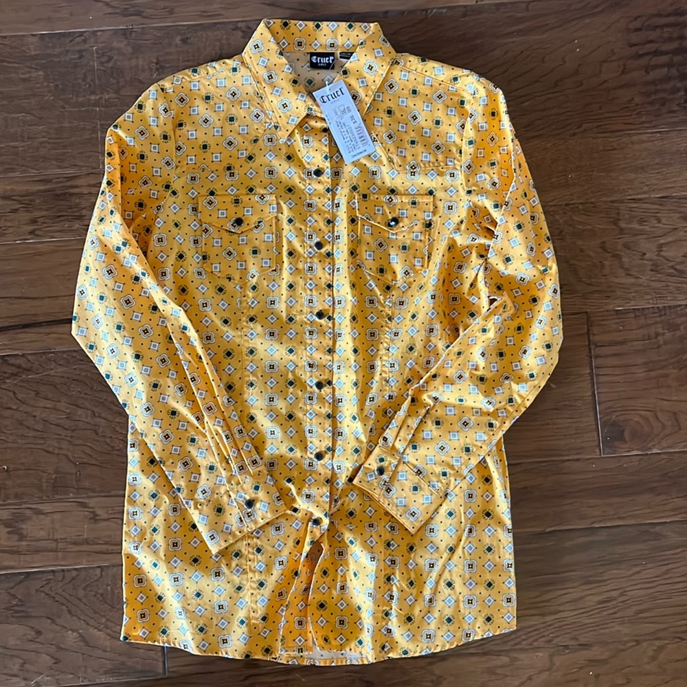 New with tags Cruel Girl Shirt